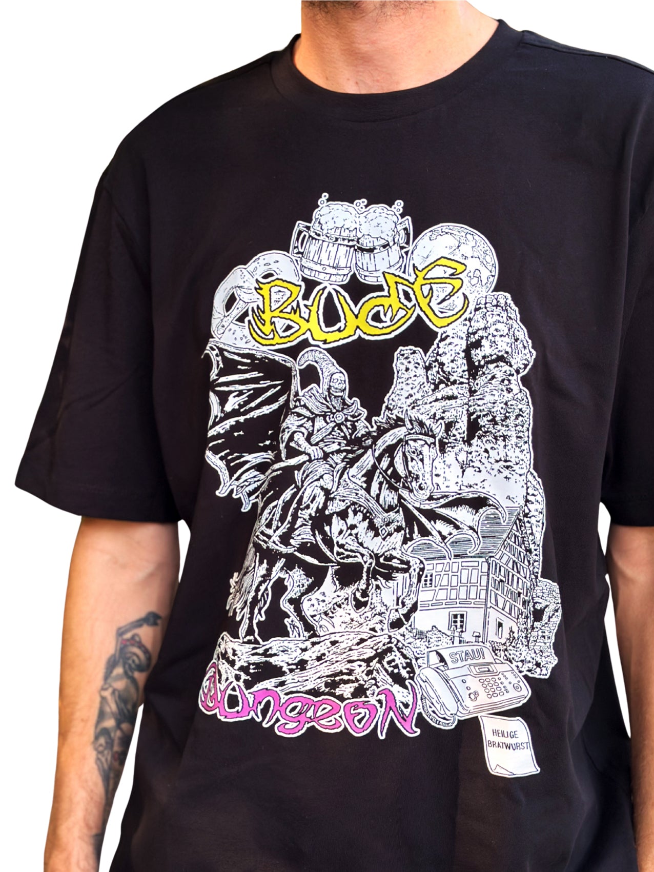 Dungeon x Bude T-Shirt "Heilige Bratwurst" Black